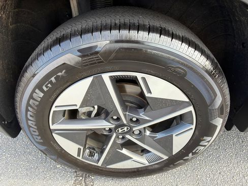 Certified 2025 Hyundai Tucson SEL AWD/4WD image 17