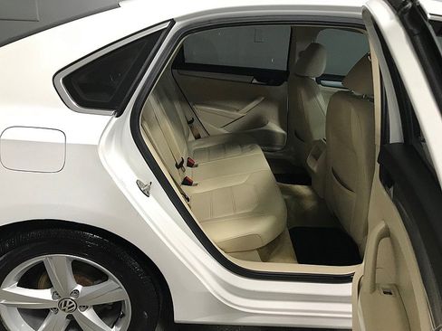 Used 2015 Volkswagen Passat 1.8T Limited Edition image 16