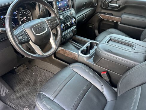 Used 2022 GMC Sierra 2500 Denali w/ Denali Ultimate Package image 10