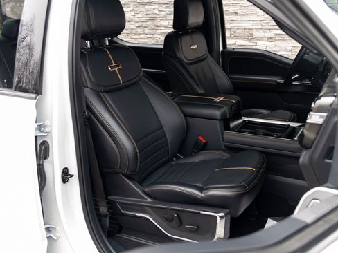 Used 2023 Ford F250 Platinum image 36