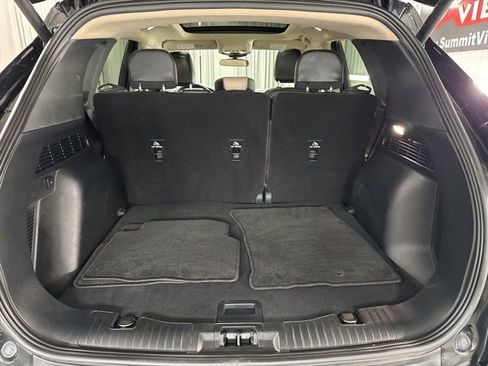 Used 2020 Ford Escape SEL image 9