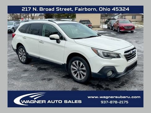 Used 2018 Subaru Outback 2.5i Touring image 1