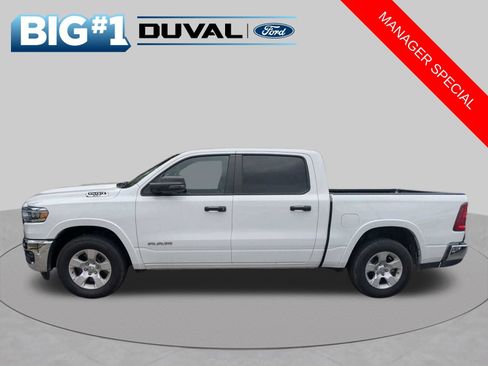 Used 2025 RAM 1500 Big Horn AWD/4WD image 7