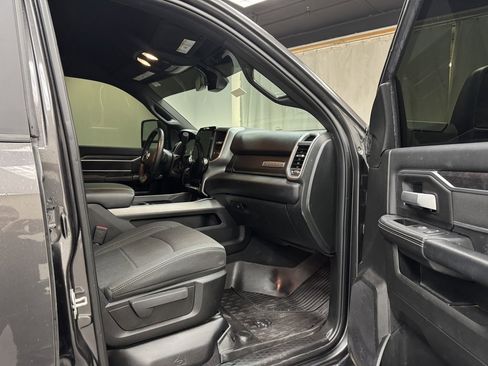 Used 2024 RAM 2500 Big Horn w/ Night Edition image 18
