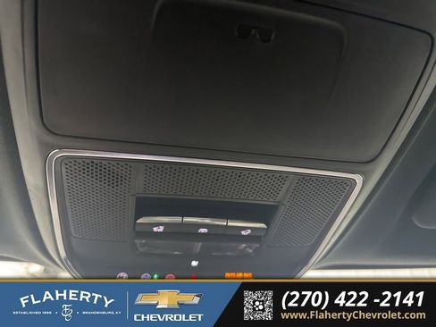 Used 2025 Chevrolet Traverse High Country image 30