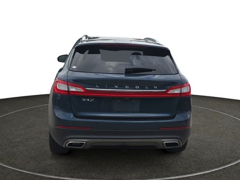 Used 2016 Lincoln MKX Reserve w/ Driver Assistance Package FWD image 5