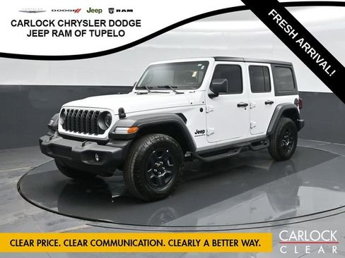 Used 2024 Jeep Wrangler Sport image 8
