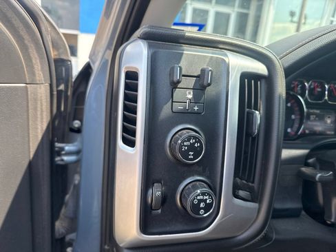 Used 2015 GMC Sierra 1500 SLT w/ SLT Crew Cab Value Package AWD/4WD image 18