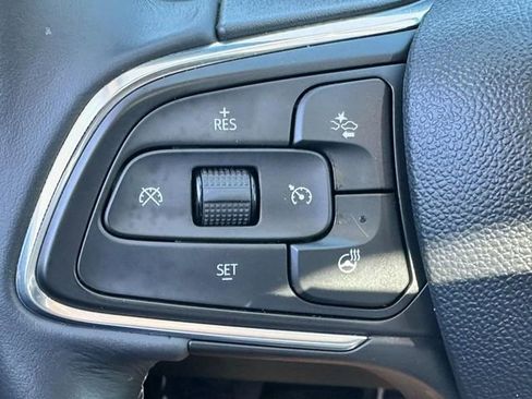 Used 2023 Buick Envision Avenir AWD/4WD image 20