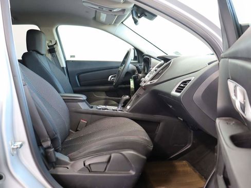 Used 2016 GMC Terrain SLE FWD image 18