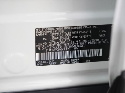 Used 2025 Toyota RAV4 XLE Premium image 28