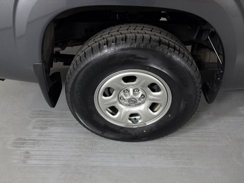 Used 2022 Nissan Frontier S w/ Technology Package RWD image 14