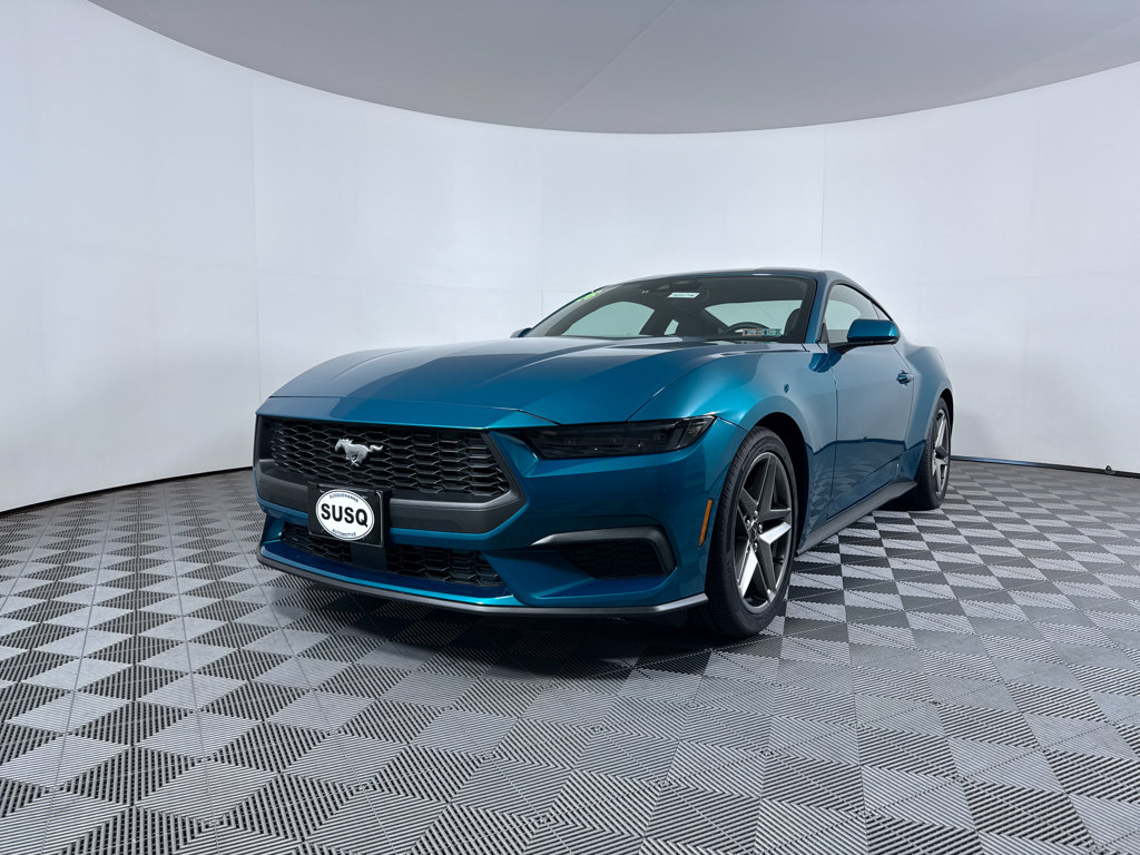 Used 2026 Ford Mustang Coupe RWD image 17