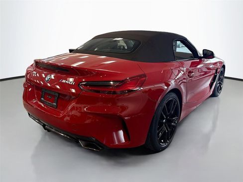 New 2026 BMW Z4 M40i w/ Shadowloine Package image 9