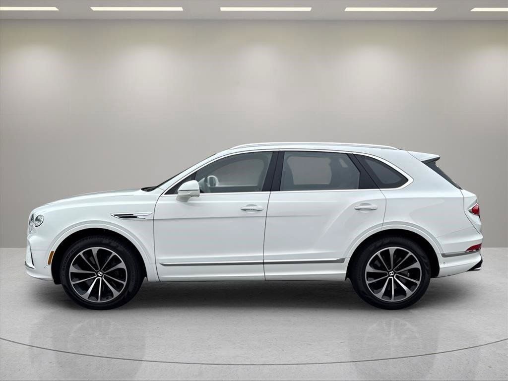 Used 2023 Bentley Bentayga AWD/4WD image 2