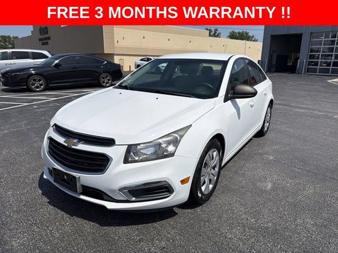 Used 2015 Chevrolet Cruze LS FWD image 24