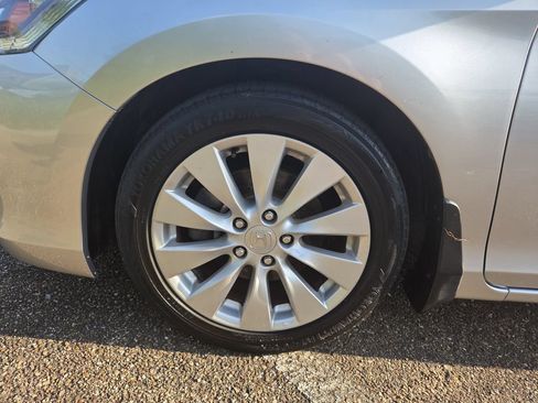Used 2014 Honda Accord EX image 25