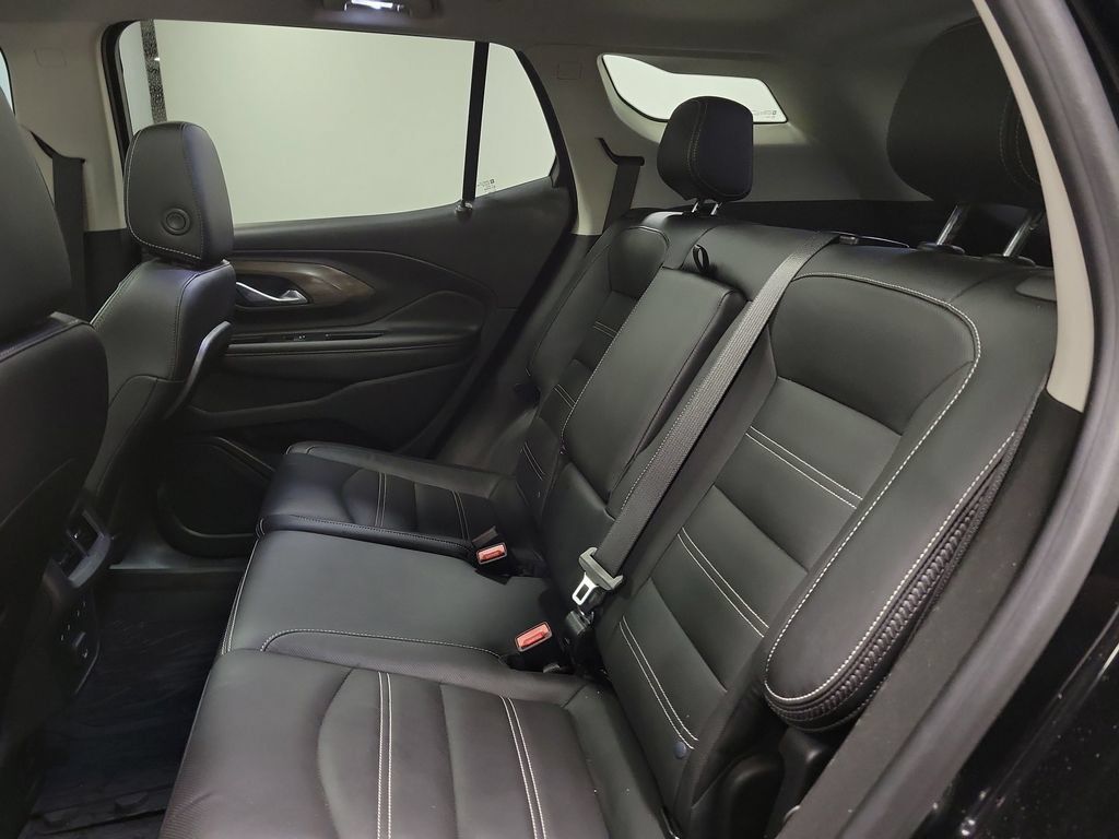 Used 2022 GMC Terrain Denali w/ LPO, Floor Liner Package AWD/4WD image 31
