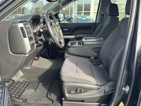 Used 2018 Chevrolet Silverado 1500 LT w/ All Star Edition image 13