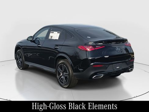 Certified 2024 Mercedes-Benz GLC 300 4MATIC w/ AMG Line image 8