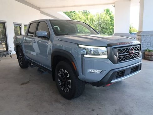 Used 2023 Nissan Frontier PRO-4X w/ Pro Convenience Package AWD/4WD image 3