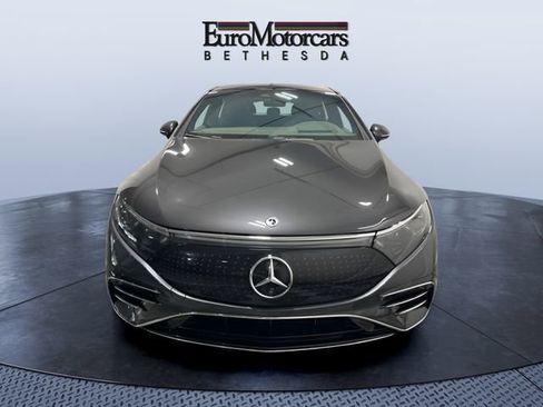 Certified 2023 Mercedes-Benz EQS 580 4MATIC Sedan w/ Exclusive Trim Package image 8