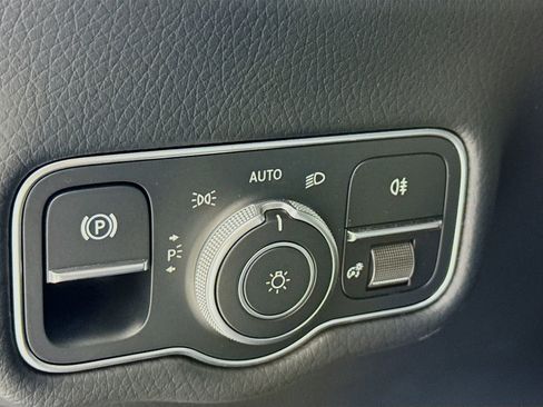 Certified 2025 Mercedes-Benz G 550 image 11