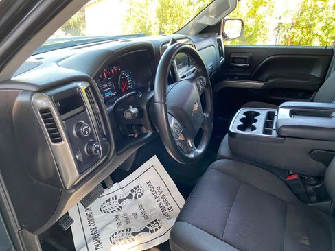 Used 2018 Chevrolet Silverado 1500 LT AWD/4WD image 27