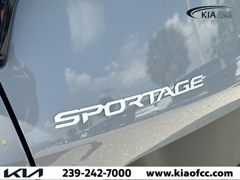 New 2026 Kia Sportage EX image 11