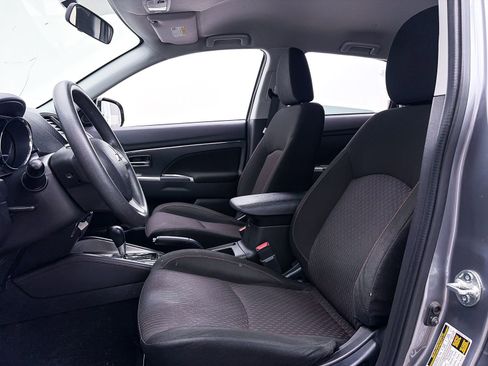 Used 2018 Mitsubishi Outlander Sport ES image 12