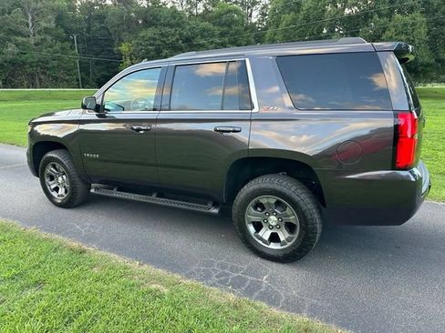 Used 2017 Chevrolet Tahoe LT AWD/4WD image 3