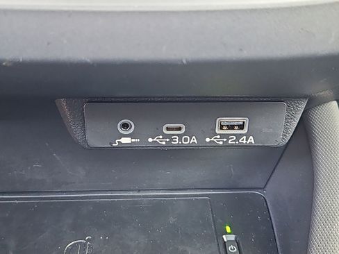 Certified 2025 Subaru Forester Premium image 11