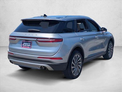 Used 2023 Lincoln Corsair Reserve FWD image 5