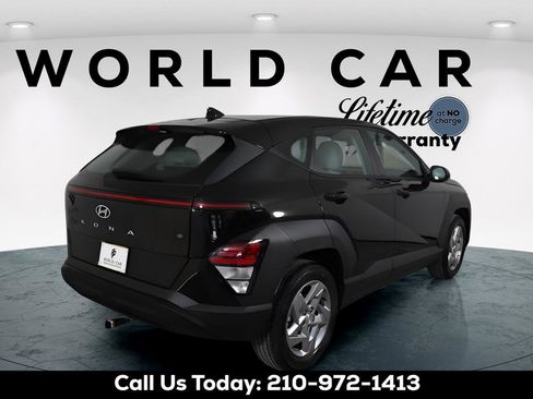 New 2026 Hyundai Kona SE FWD image 7