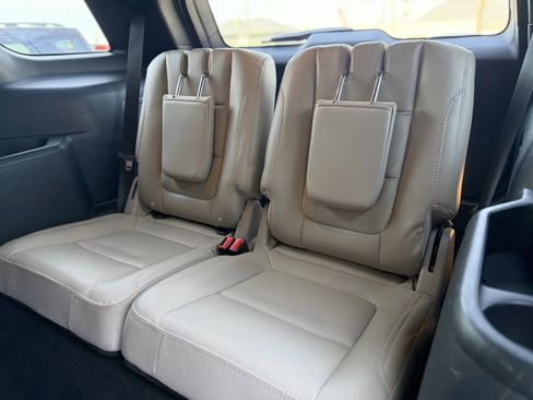 Used 2019 Ford Explorer XLT w/ Equipment Group 202A image 17