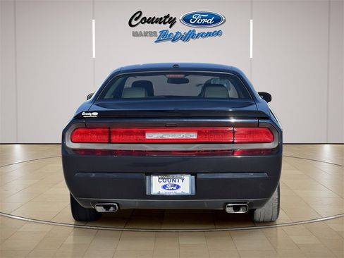 Used 2011 Dodge Challenger R/T w/ Sound Group II image 11