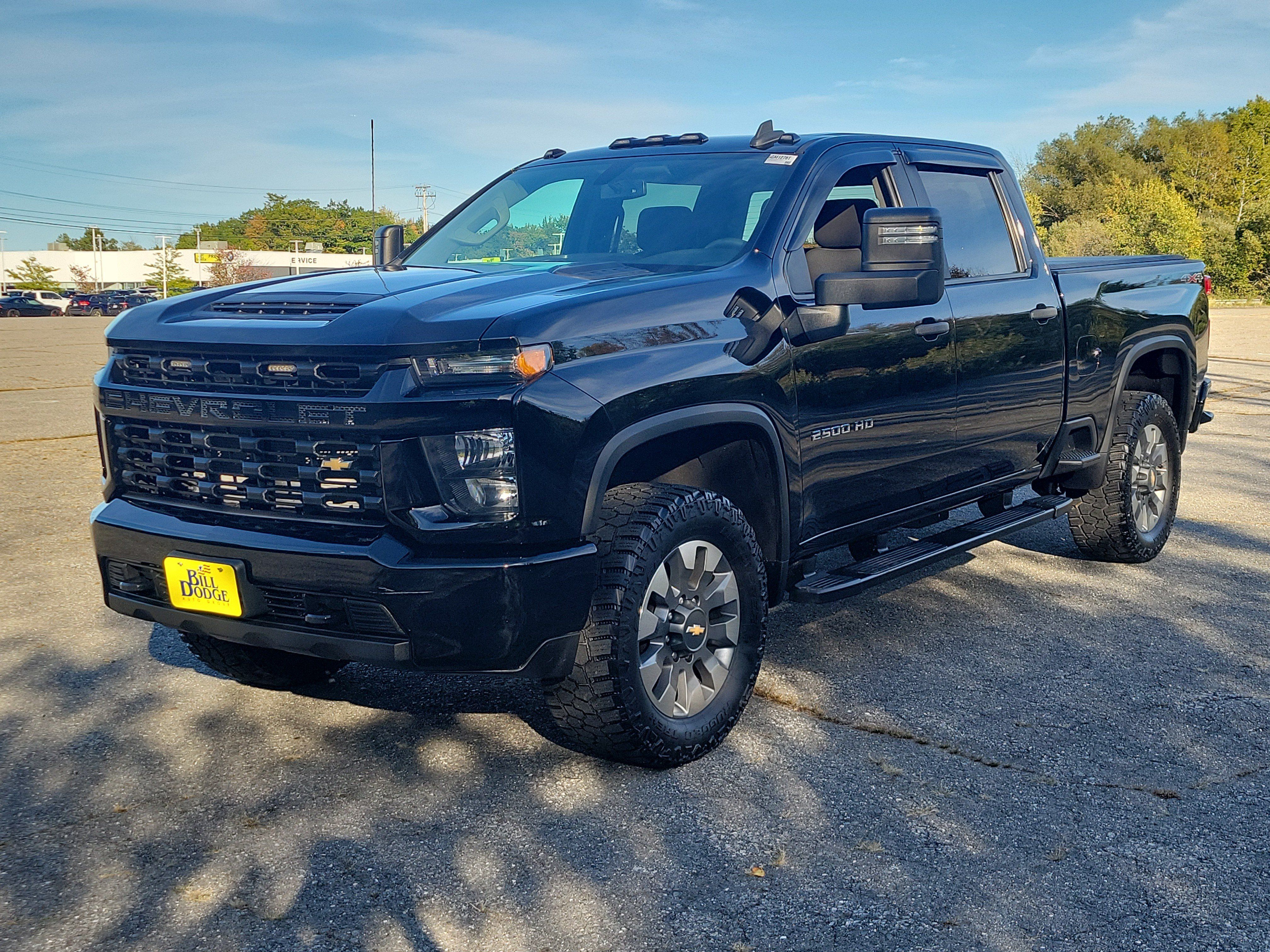 Used 2023 Chevrolet Silverado 2500 Custom w/ Custom Value Package AWD/4WD image 1