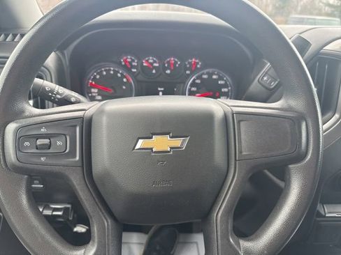 Used 2021 Chevrolet Silverado 1500 Custom image 24