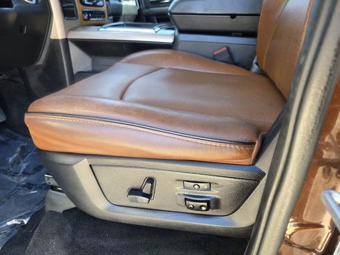 Used 2015 RAM 2500 Longhorn w/ Convenience Group image 25