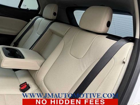 Used 2020 Buick Encore GX Essence w/ Experience Buick Package AWD/4WD image 16