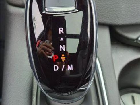 Used 2024 Cadillac XT6 Premium Luxury FWD image 12