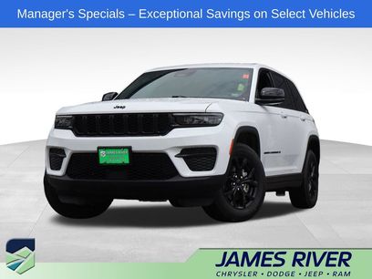 Used 2025 Jeep Grand Cherokee Altitude