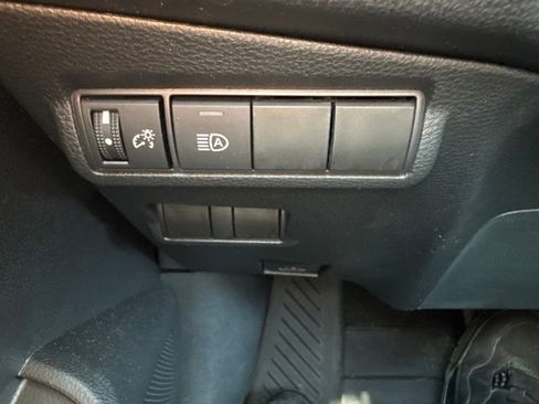 Used 2024 Toyota Corolla Cross LE w/ Moonroof Package AWD/4WD image 15