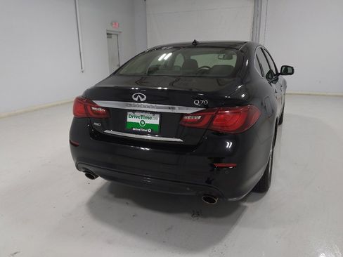 Used 2017 INFINITI Q70 3.7 image 7