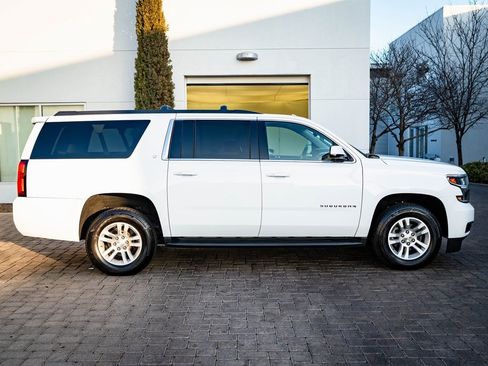 Used 2019 Chevrolet Suburban LT image 6