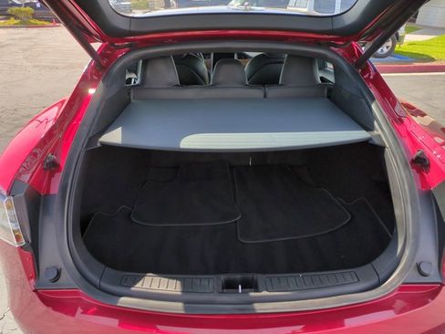 Used 2020 Tesla Model S Long Range Plus image 6