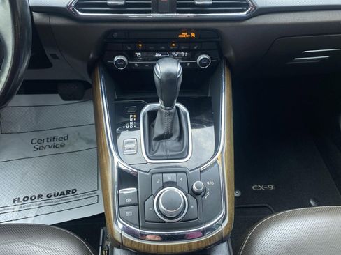 Used 2021 MAZDA CX-9 Signature image 8