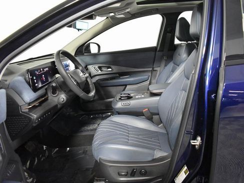 Certified 2023 Nissan Ariya image 11