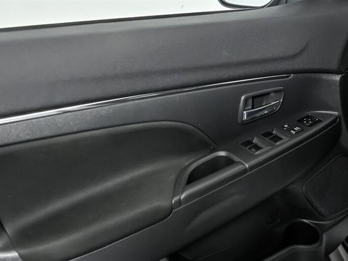 Used 2022 Mitsubishi Outlander Sport ES AWD/4WD image 13