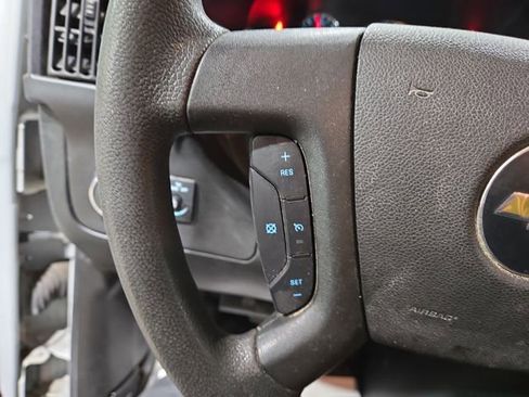 Used 2019 Chevrolet Express 2500 w/ Driver Convenience Package image 18